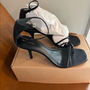 Reformation Brand New Gigi Strappy Mid Heel Sandal - size 10